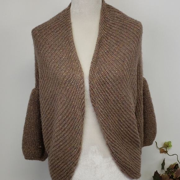 Cuddly Shrug Sweater Beige/Gold/Mauve O/S EUC - Picture 1 of 9